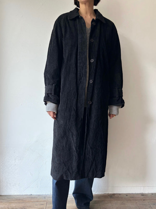 Corduroy black long coat.