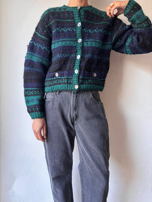 Black×green pattern knitting cardigan.