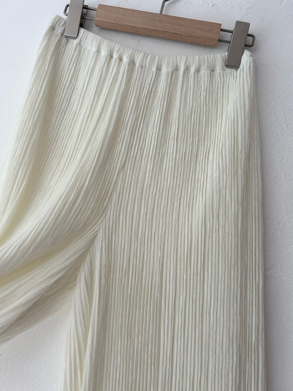 DOLCE&GABBANA white pleats pants.