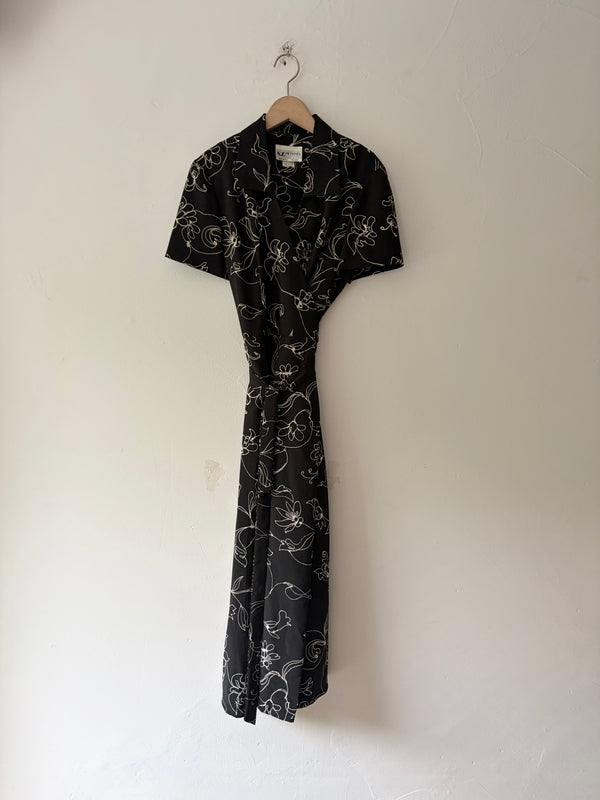 80's-90's Flower Drawing Black Dress.MADE IN U.S.A.
