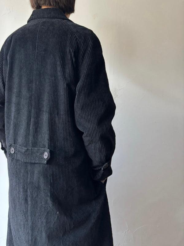 Corduroy black long coat.