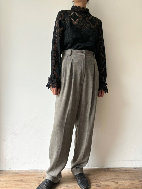 High waisted gray tweed pants.