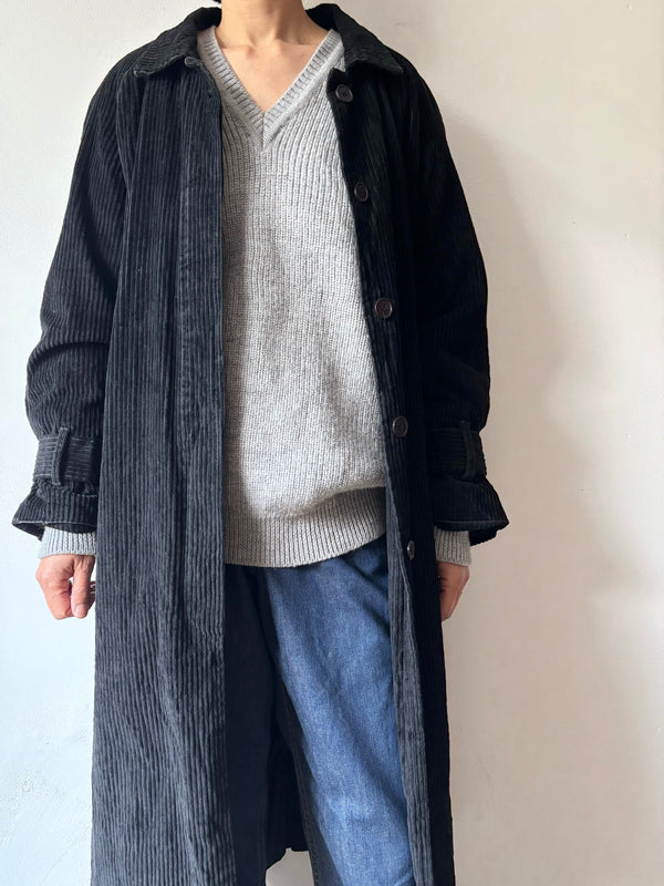 Corduroy black long coat.