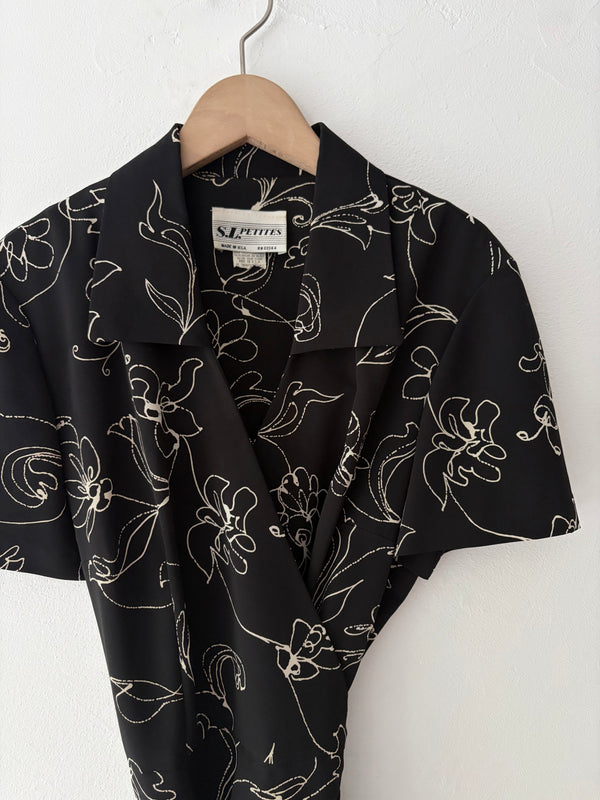 80's-90's Flower Drawing Black Dress.MADE IN U.S.A.