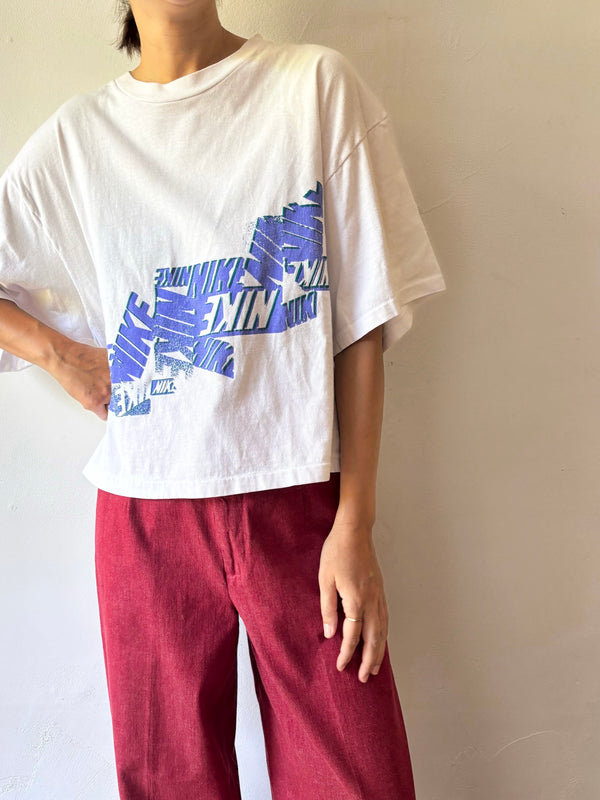 Nike gradation rogo tee.