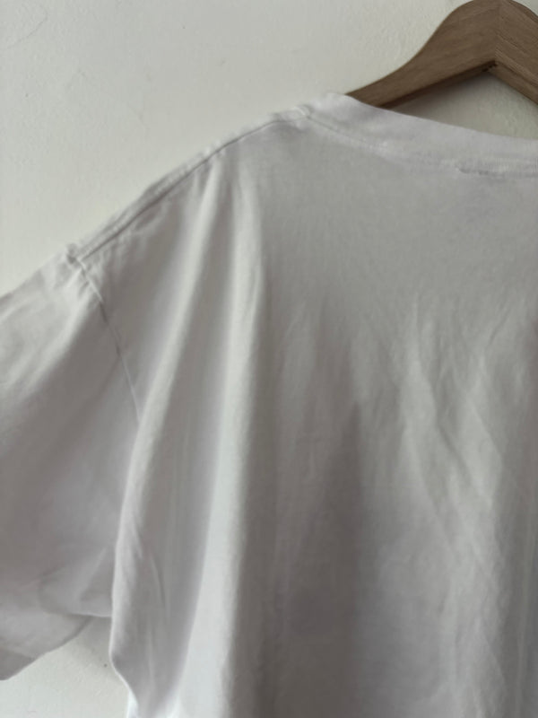 Nike gradation rogo tee.