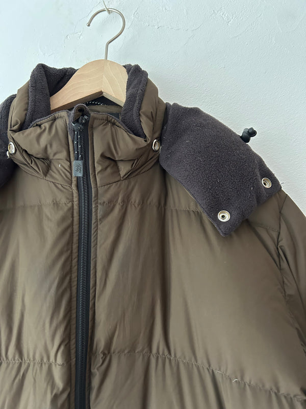 OLD NAVY Brown puffer jacket.