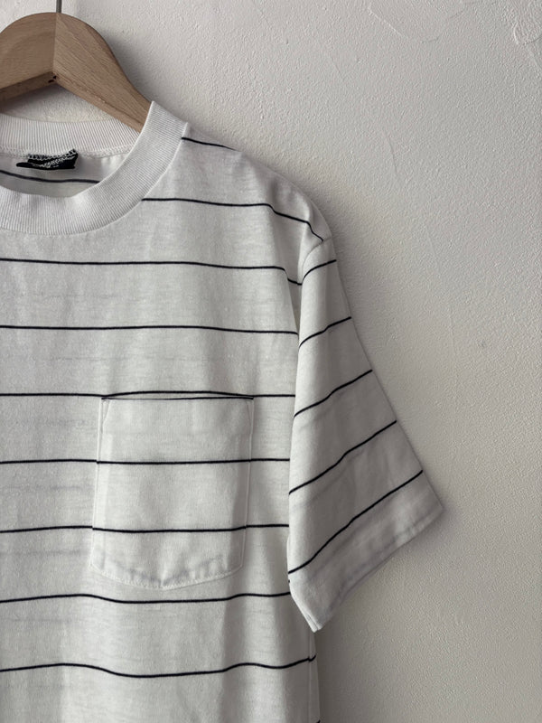 White×Navy Pocket Tee.