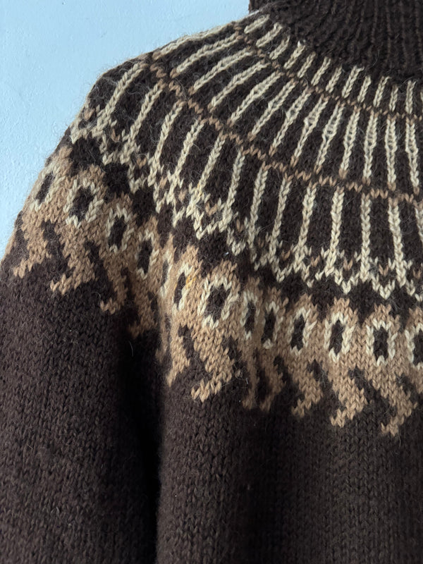 70's Nordic brown knit.